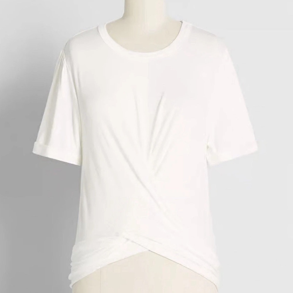 New ModCloth A Twist of Fun Knit Top Ivory Shirt